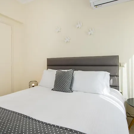 Center Manolia Dream 3 Bedroom Apartment 100M Away From The Beach Chania  Exterior photo